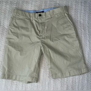 Tommy Hilfiger Men's Light Khaki Shorts Men Size 32